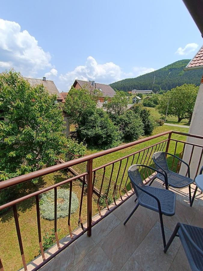 Apartment Hinic Vrhovine Zewnętrze zdjęcie