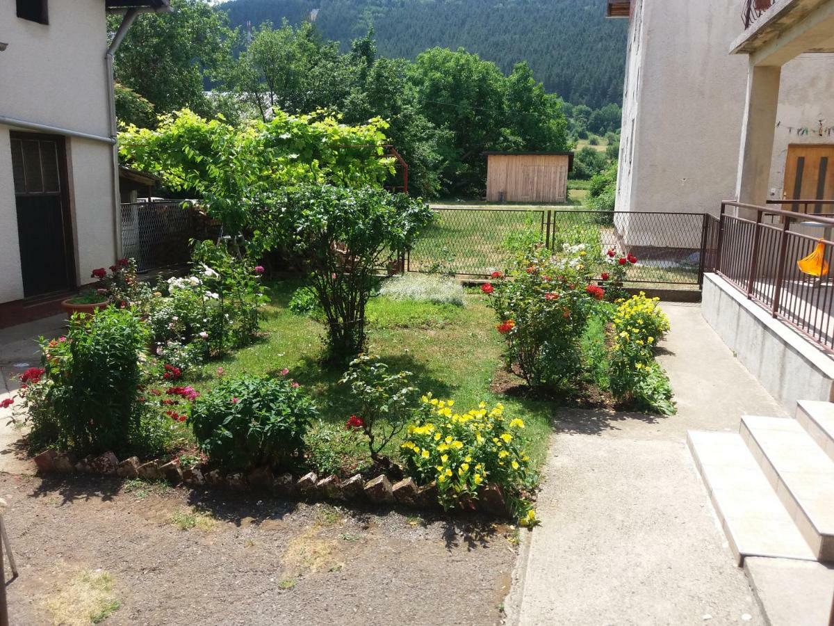 Apartment Hinic Vrhovine Zewnętrze zdjęcie